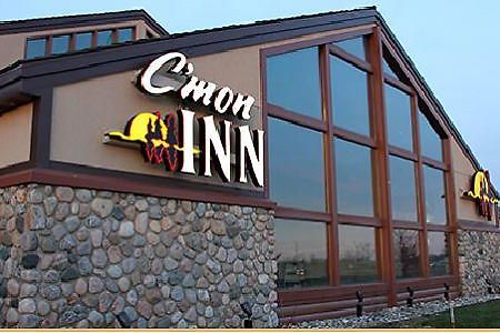 C'Mon Inn & Suites Фарґо Екстер'єр фото